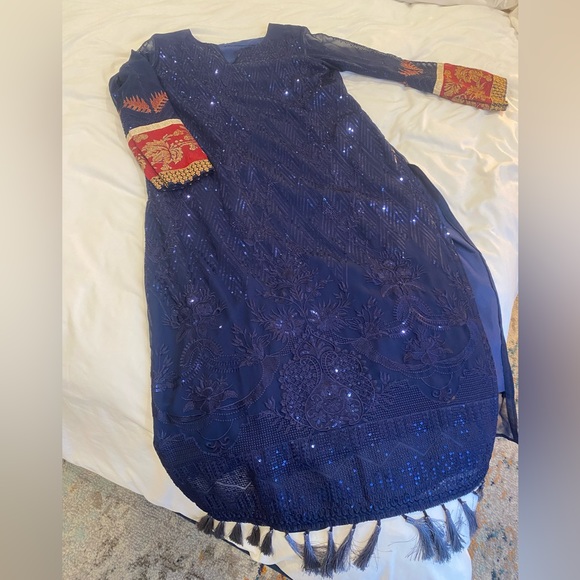 BRAND NEW Pakistani Salwar Kameez - Picture 1 of 6